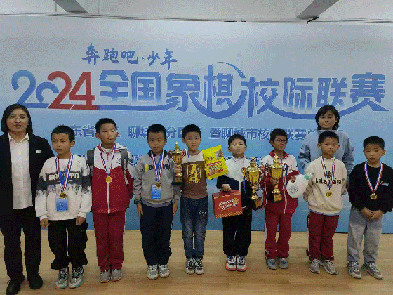 民生小学举办亲子诵读活动