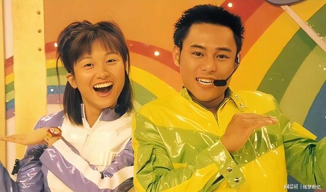 香港知名女星人设突然崩塌摆地摊还房贷多次拒绝前男友求婚(图2)